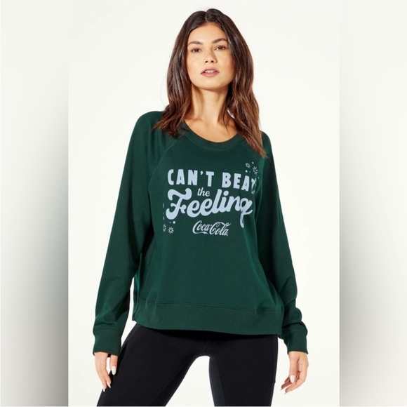 Wildfox Retro Green Can’t Beat the Feeling Coca Cola Graphic Print Coke Sweater - Picture 2 of 5